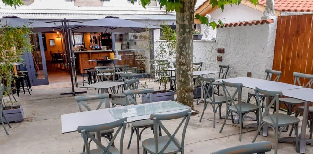 Exposition du mineral au cosmos